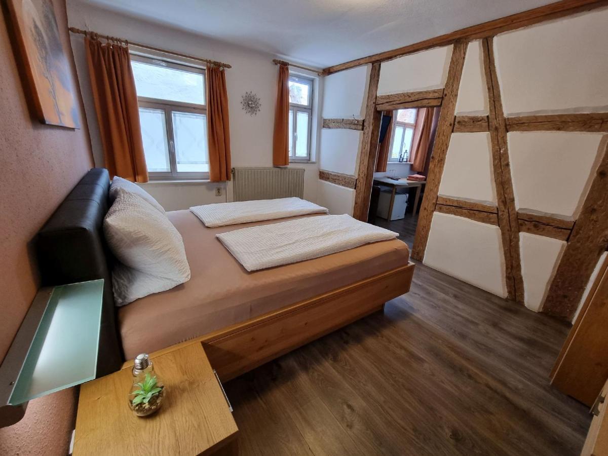 Goldener Stern 3*